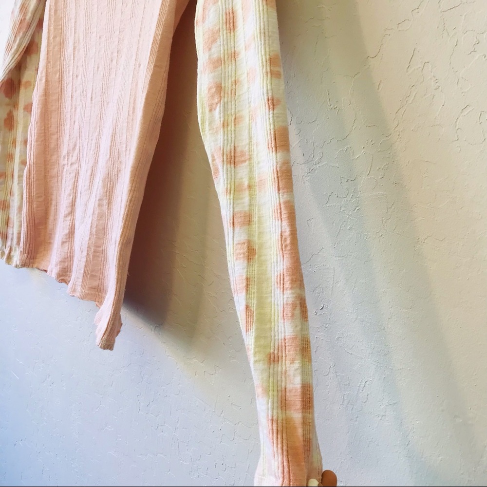 We the Free Pink Pastel Light Tie Dye Blouse size small - Picture 3 of 8